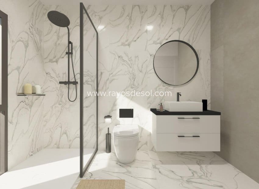 3 soveværelse Villa til salg i Torrevieja med swimmingpool - € 595.000 (Ref: 8784594)