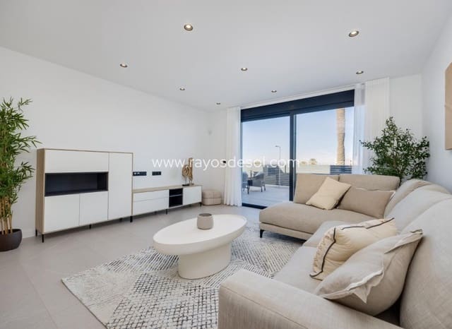 3 bedroom Villa for sale in Parque Acuático - Sector 25, Torrevieja with pool - € 585,000 (Ref: 8784594)