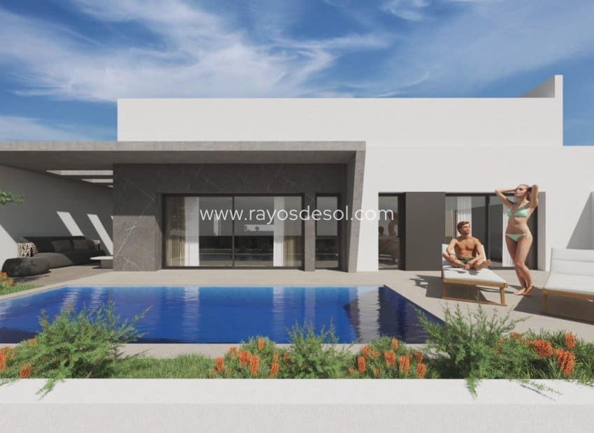 3 soveværelse Villa til salg i Torrevieja med swimmingpool - € 585.000 (Ref: 8784594)