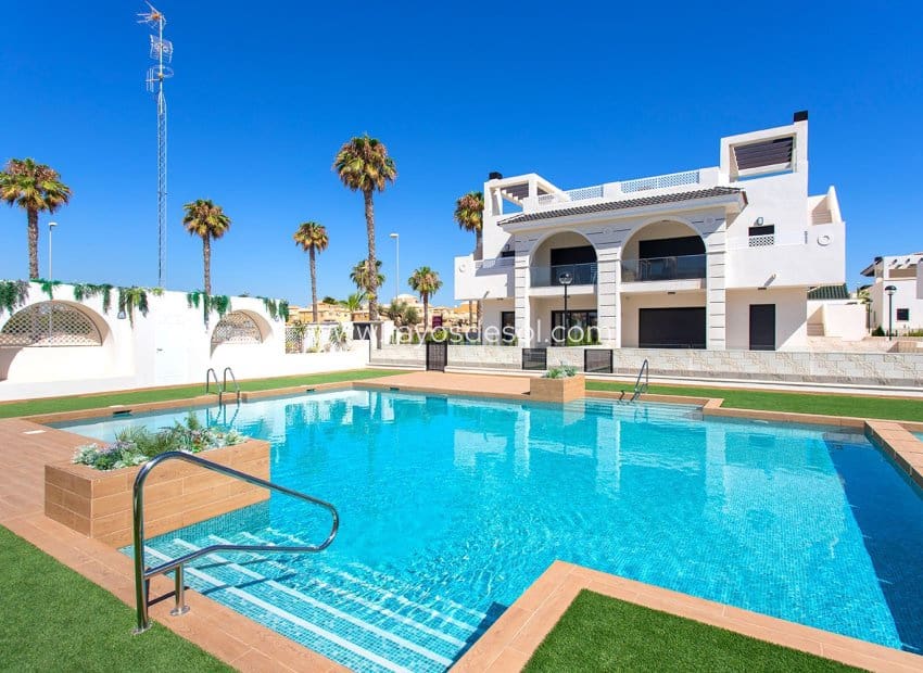 2 soveværelse Lejlighed til salg i Dona Pepa med swimmingpool - € 379.000 (Ref: 8788703)