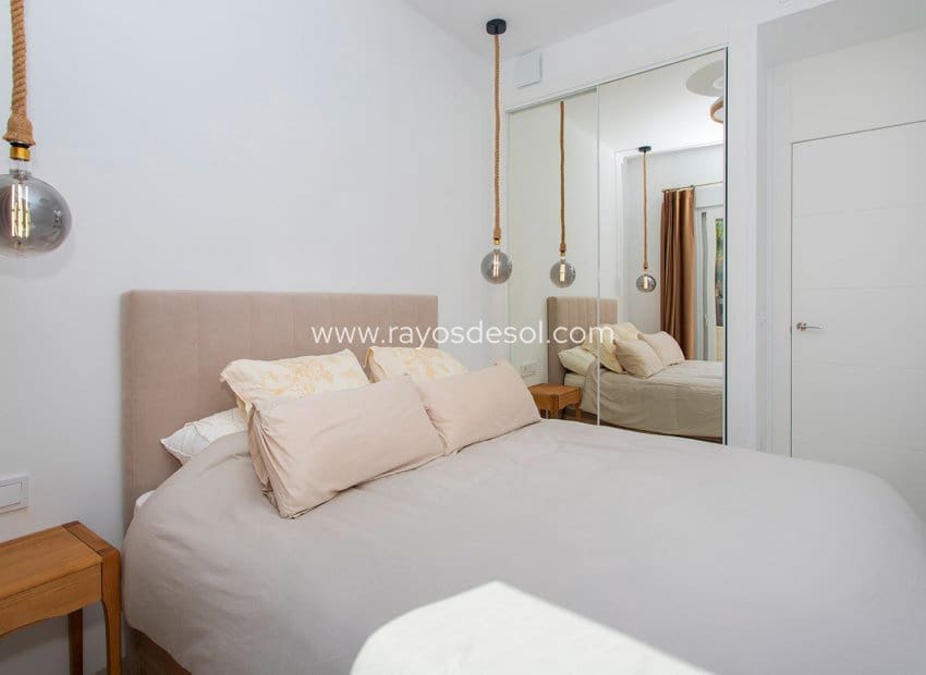 Apartamento de 2 habitaciones en Doña Pepa en venta con piscina - 349.500 € (Ref: 8788703)