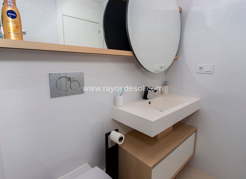 Apartamento de 2 habitaciones en Doña Pepa en venta con piscina - 349.500 € (Ref: 8788703)