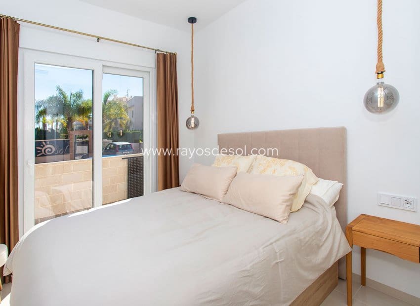Apartamento de 2 habitaciones en Doña Pepa en venta con piscina - 349.500 € (Ref: 8788703)