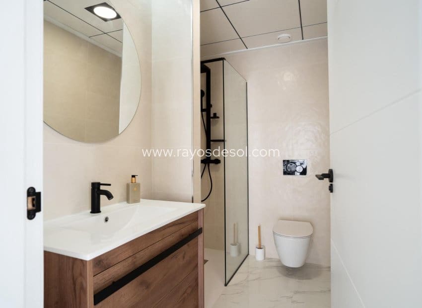 3 soveværelse Lejlighed til salg i Pilar de la Horadada med swimmingpool - € 310.000 (Ref: 8796806)