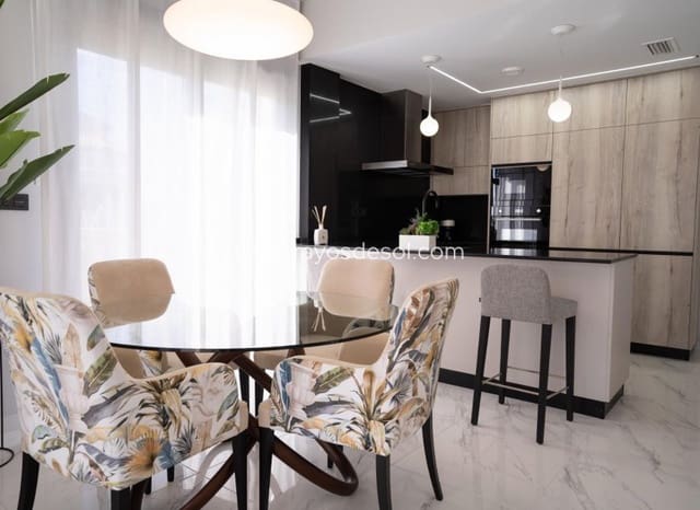 3 soverom Leilighet til salgs i Pilar de la Horadada ciudad, Pilar de la Horadada med svømmebasseng - € 355 000 (Ref: 8796806)