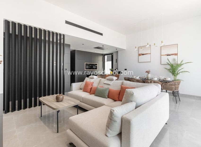 3 chambre Villa/Maison à vendre à Los Balcones avec piscine - 700 000 € (Ref: 8826528)