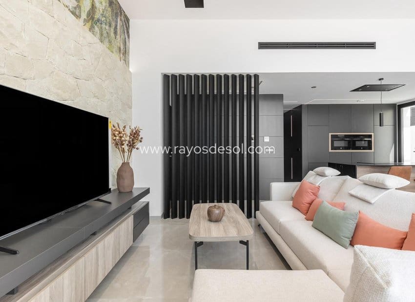 3 chambre Villa/Maison à vendre à Los Balcones avec piscine - 700 000 € (Ref: 8826528)