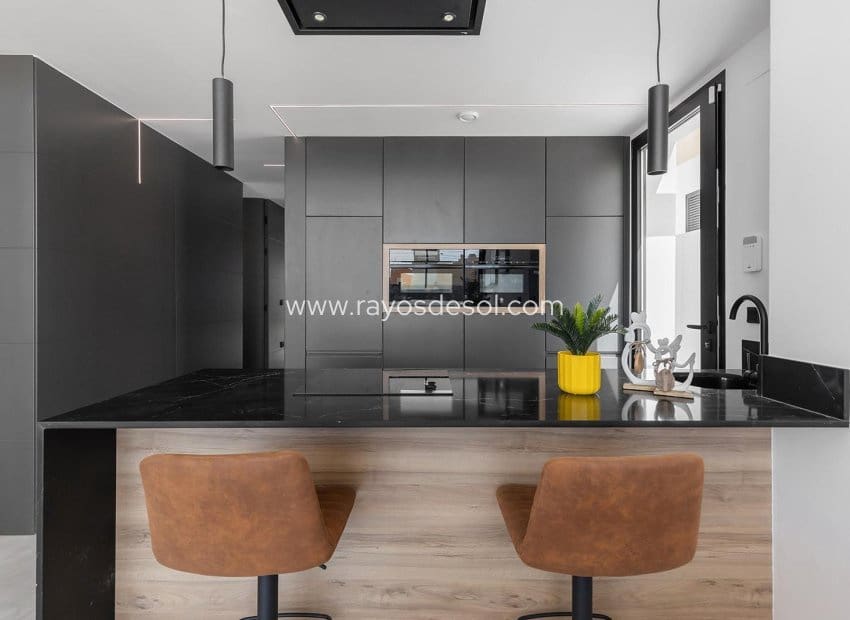 3 chambre Villa/Maison à vendre à Los Balcones avec piscine - 700 000 € (Ref: 8826528)