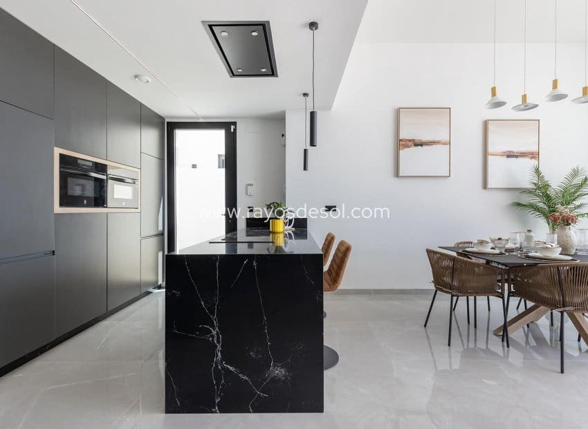 3 chambre Villa/Maison à vendre à Los Balcones avec piscine - 700 000 € (Ref: 8826528)