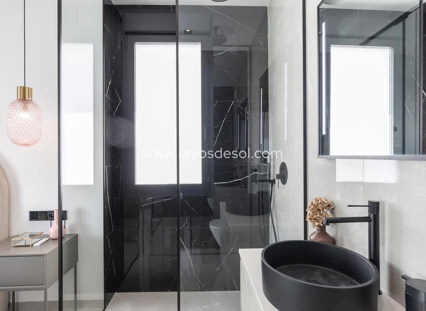 3 chambre Villa/Maison à vendre à Los Balcones avec piscine - 700 000 € (Ref: 8826528)