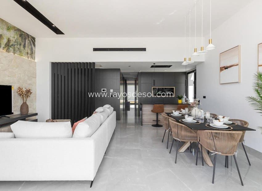 3 bedroom Villa for sale in Los Balcones with pool - € 700,000 (Ref: 8826528)