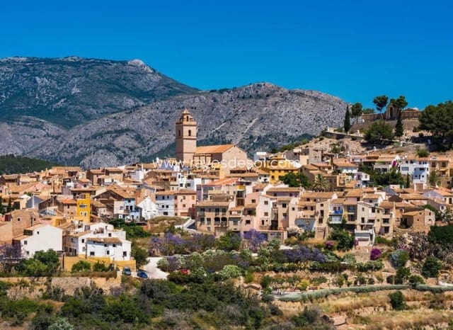 3 soveværelse Villa til salg i Polop med swimmingpool - € 598.000 (Ref: 8826535)