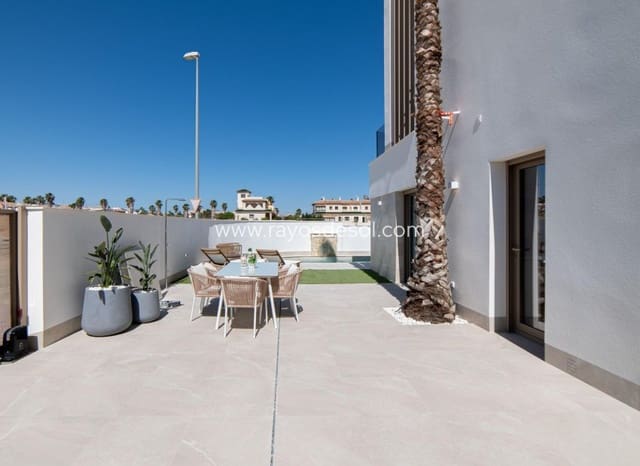 3 slaapkamer Villa te koop in Ciudad Quesada, Rojales met zwembad - € 435.000 (Ref: 8826537)