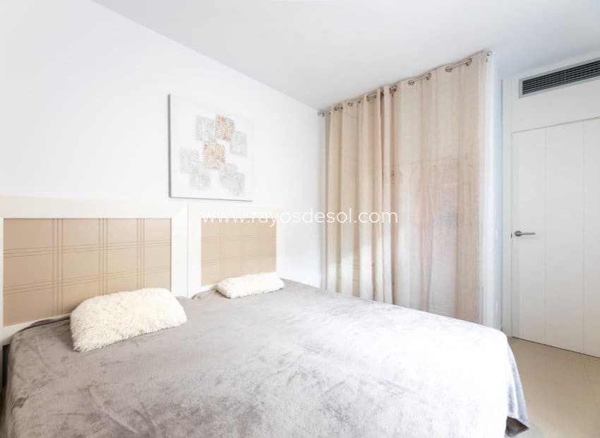 3 bedroom Townhouse for sale in Punta Prima with pool - € 394,900 (Ref: 8845187)