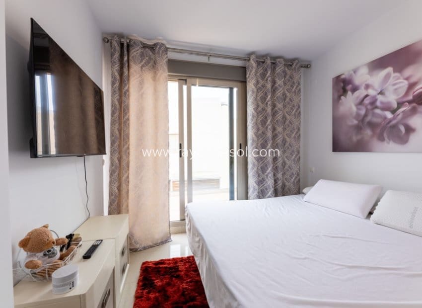 3 bedroom Townhouse for sale in Punta Prima with pool - € 394,900 (Ref: 8845187)