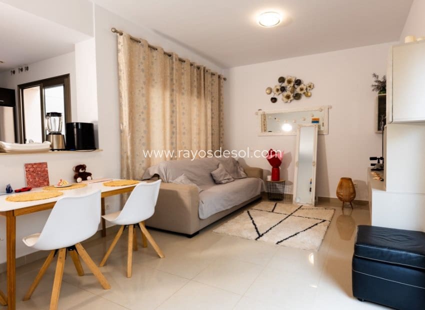 3 bedroom Townhouse for sale in Punta Prima with pool - € 394,900 (Ref: 8845187)