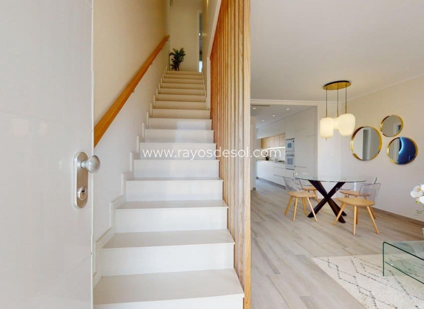 3 sypialnia Willa na sprzedaż w Pilar de la Horadada z basenem - 349 900 € (Ref: 8850568)