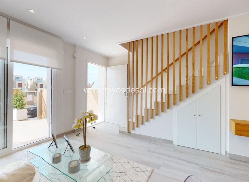 3 makuuhuone Huoneisto myytävänä paikassa Pilar de la Horadada mukana uima-altaan - 309 900 € (Ref: 8850574)