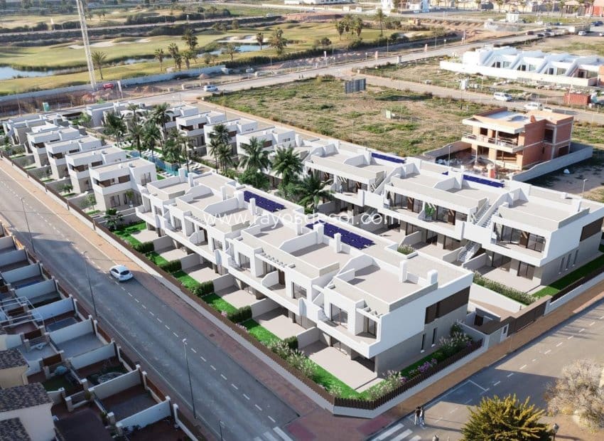 Apartamento de 3 habitaciones en Los Alcázares en venta con piscina - 320.000 € (Ref: 8856652)