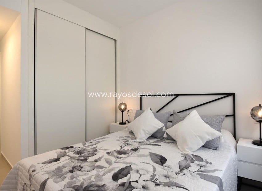 2 soveværelse Lejlighed til salg i San Miguel de Salinas med swimmingpool - € 266.000 (Ref: 8866643)