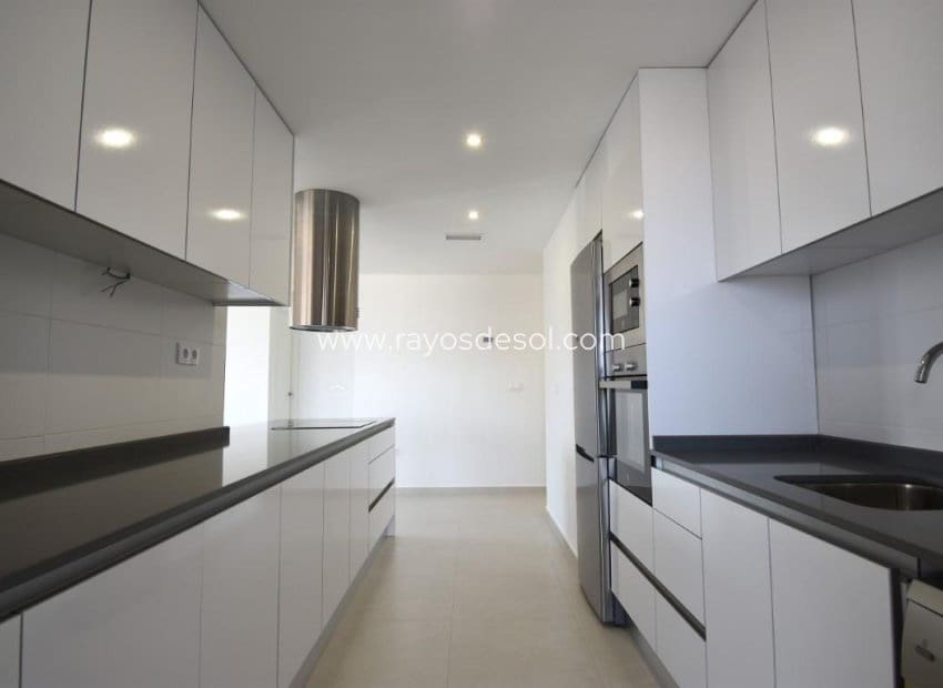 3 makuuhuone Huoneisto myytävänä paikassa San Miguel de Salinas mukana uima-altaan - 276 000 € (Ref: 8866644)