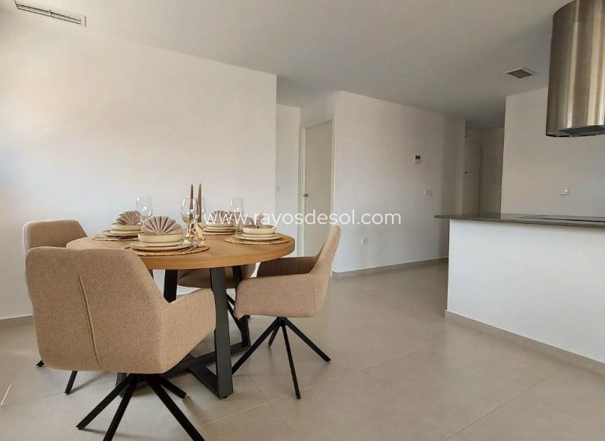 3 makuuhuone Huoneisto myytävänä paikassa San Miguel de Salinas mukana uima-altaan - 276 000 € (Ref: 8866644)