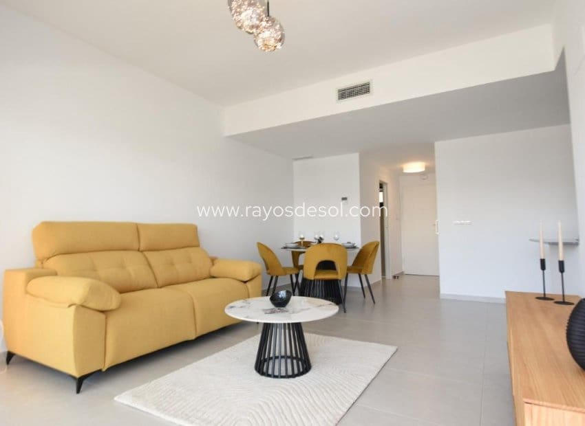 2 soveværelse Lejlighed til salg i San Miguel de Salinas med swimmingpool - € 245.000 (Ref: 8866645)