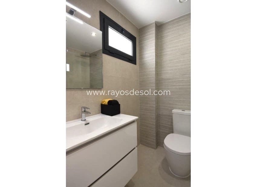 2 bedroom Penthouse for sale in San Miguel de Salinas with pool - € 316,000 (Ref: 8866646)