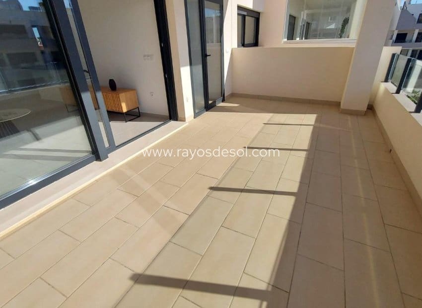 2 bedroom Penthouse for sale in San Miguel de Salinas with pool - € 316,000 (Ref: 8866646)