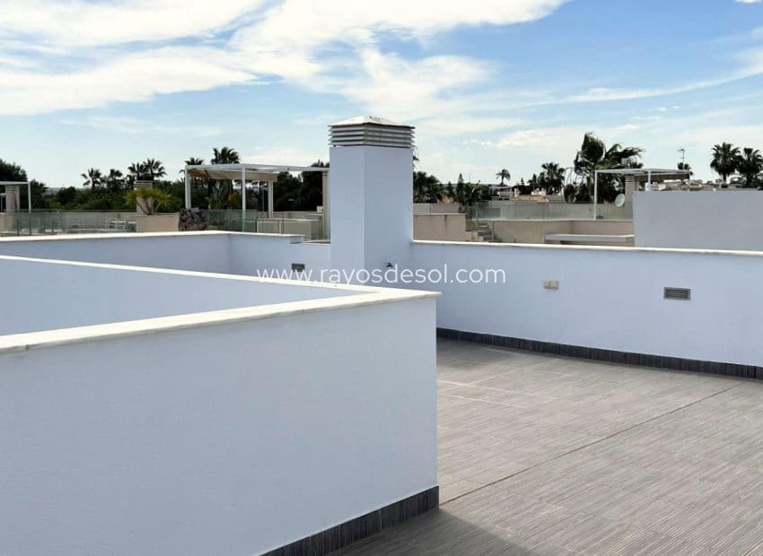 3 soveværelse Villa til salg i Ciudad Quesada med swimmingpool - € 770.000 (Ref: 8879179)