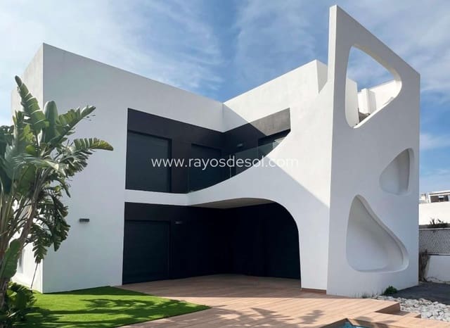 3 makuuhuone Huvila myytävänä paikassa Ciudad Quesada, Rojales mukana uima-altaan - 770 000 € (Ref: 8879179)