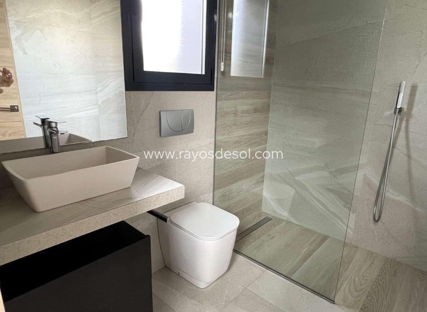 3 soveværelse Villa til salg i Ciudad Quesada med swimmingpool - € 529.000 (Ref: 8879180)