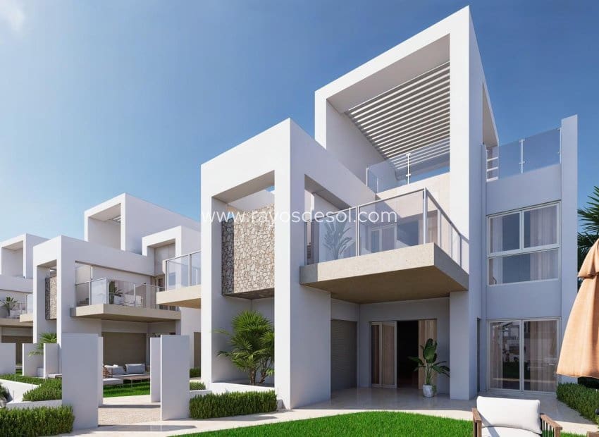 2 bedroom Apartment for sale in Ciudad Quesada with pool - € 269,000 (Ref: 8893693)