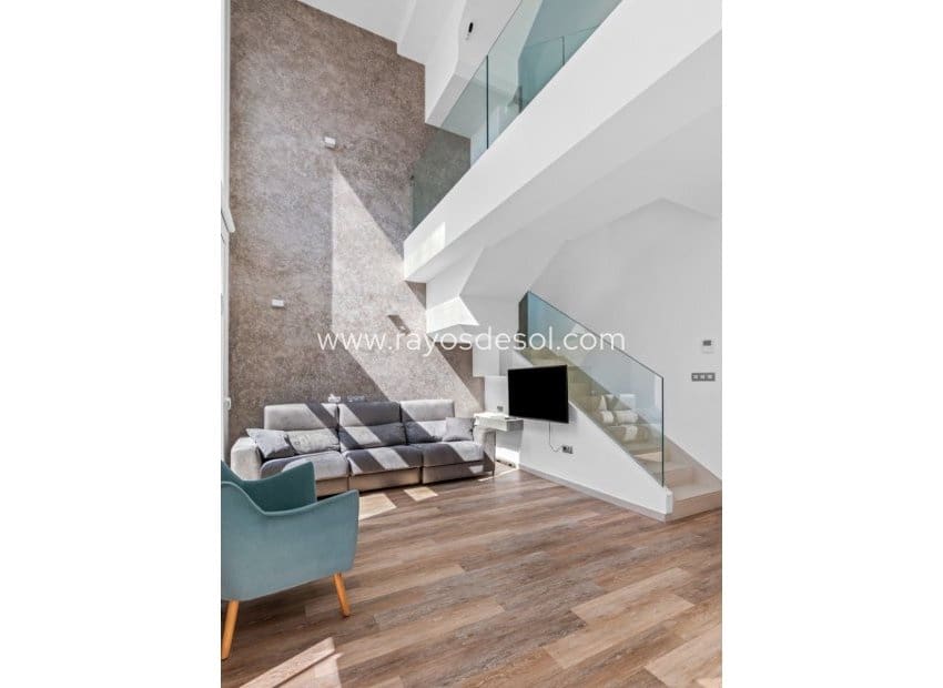 3 soveværelse Villa til salg i Rojales med swimmingpool - € 499.000 (Ref: 8895749)