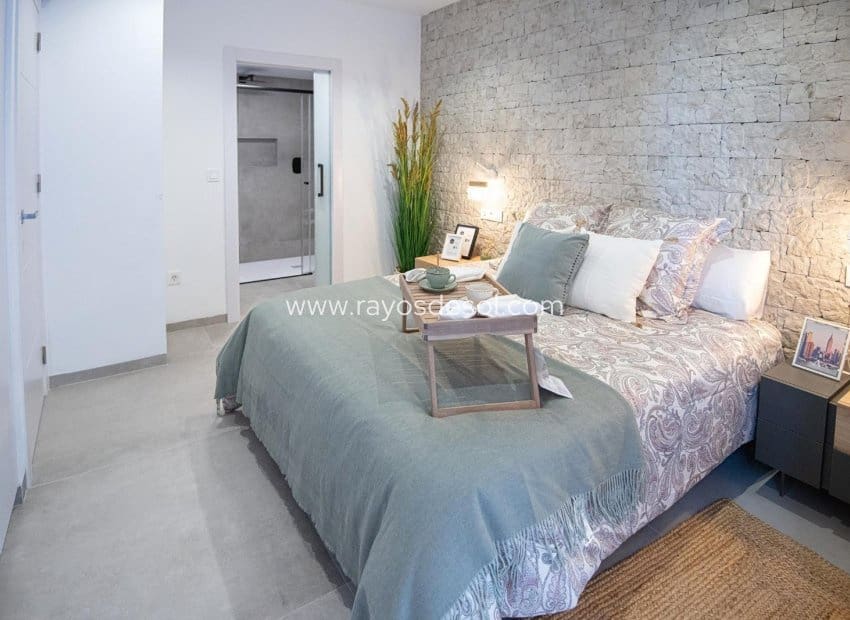 2 soveværelse Lejlighed til salg i San Pedro del Pinatar med swimmingpool - € 299.000 (Ref: 8895750)