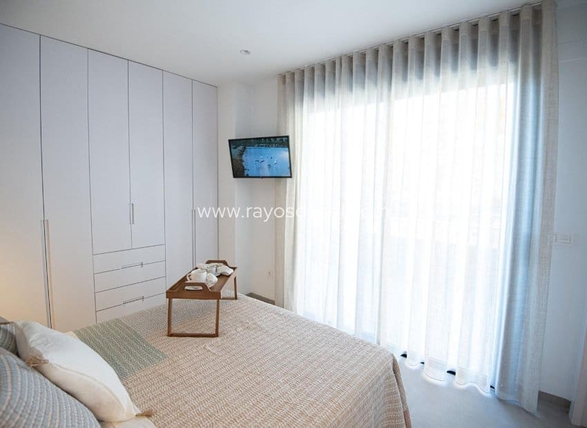 2 soveværelse Lejlighed til salg i San Pedro del Pinatar med swimmingpool - € 299.000 (Ref: 8895750)