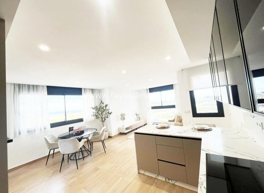 3 soveværelse Villa til salg i Algorfa med swimmingpool - € 465.000 (Ref: 8924884)