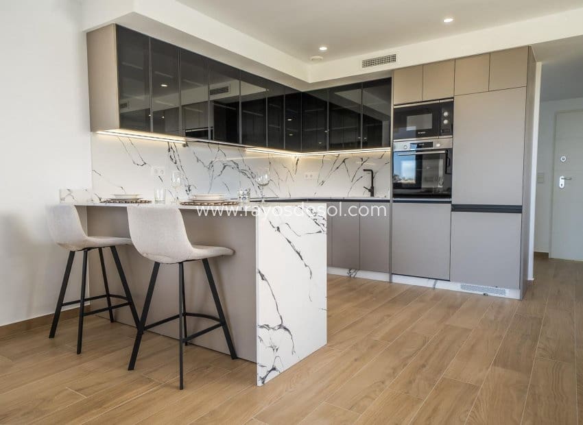 3 soveværelse Villa til salg i Algorfa med swimmingpool - € 465.000 (Ref: 8924884)