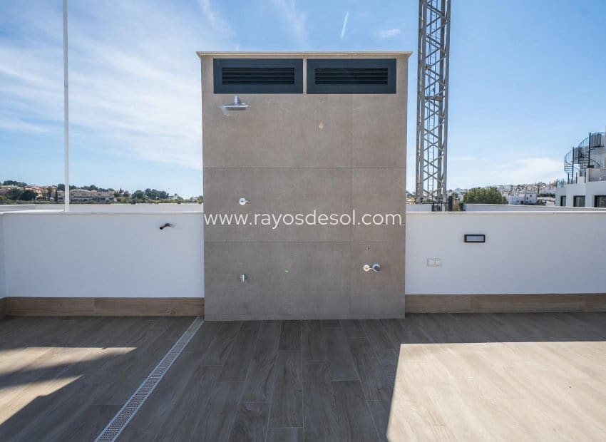 3 soveværelse Villa til salg i Algorfa med swimmingpool - € 465.000 (Ref: 8924884)