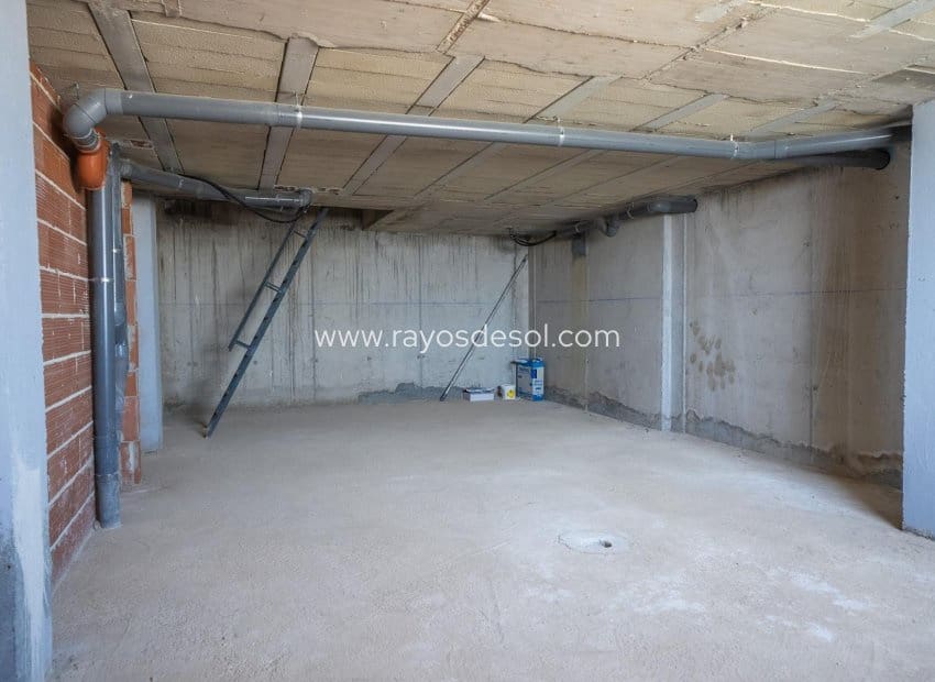 3 soveværelse Villa til salg i Algorfa med swimmingpool - € 465.000 (Ref: 8924884)