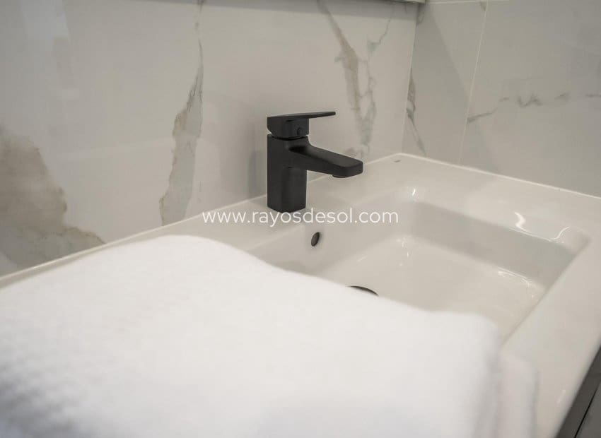 3 soveværelse Villa til salg i Algorfa med swimmingpool - € 520.000 (Ref: 8924885)