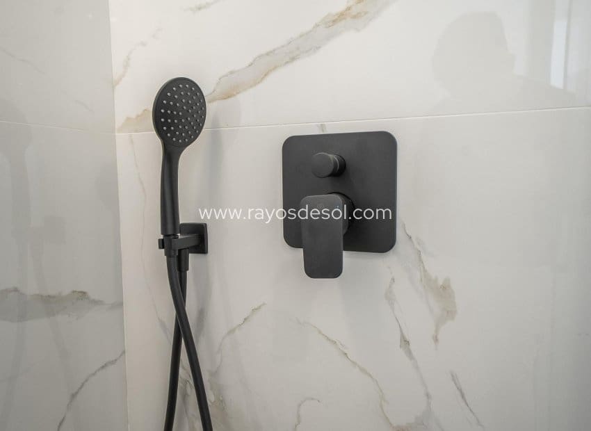 3 soveværelse Villa til salg i Algorfa med swimmingpool - € 520.000 (Ref: 8924885)