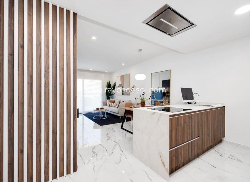 2 soveværelse Lejlighed til salg i San Miguel de Salinas med swimmingpool - € 239.000 (Ref: 8938086)