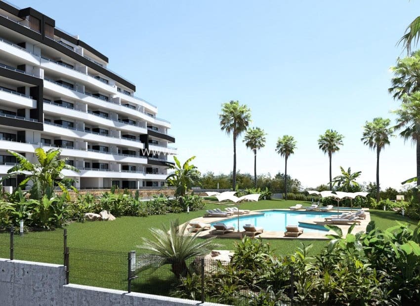2 soveværelse Lejlighed til salg i San Miguel de Salinas med swimmingpool - € 244.000 (Ref: 8938087)