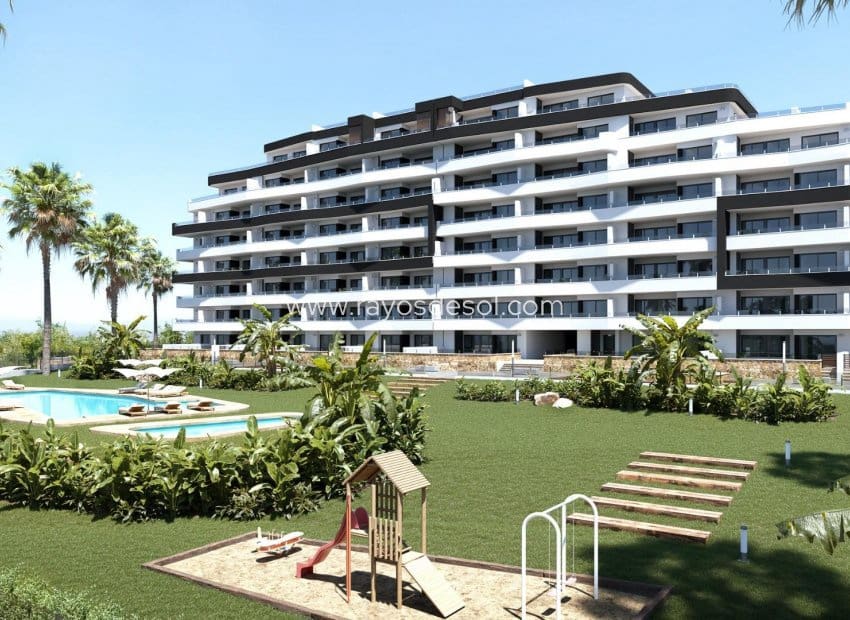 2 bedroom Apartment for sale in San Miguel de Salinas with pool - € 244,000 (Ref: 8938087)