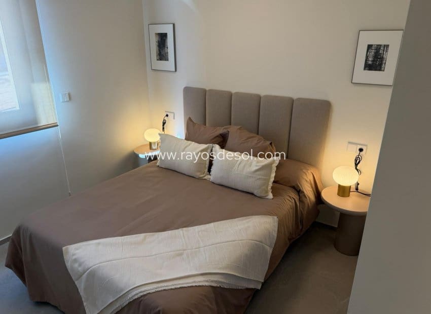 3 bedroom Villa for sale in Pilar de la Horadada with pool garage - € 485,900 (Ref: 8940175)