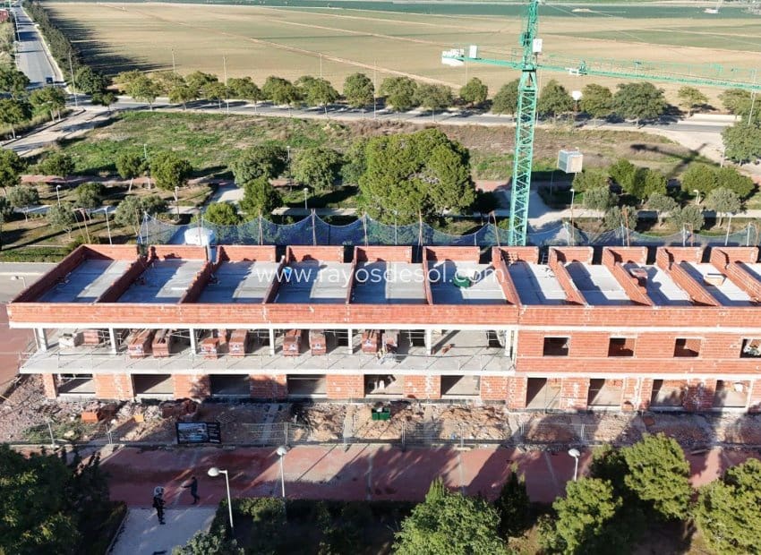 2 bedroom Townhouse for sale in Pilar de la Horadada with pool - € 314,900 (Ref: 8940177)