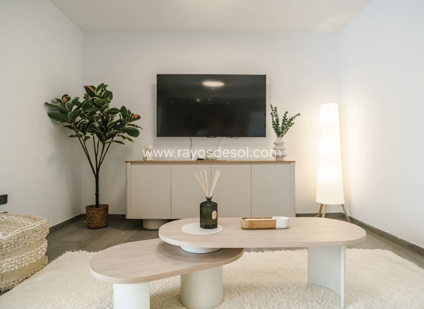 3 soveværelse Lejlighed til salg i Algorfa med swimmingpool - € 375.000 (Ref: 8941639)