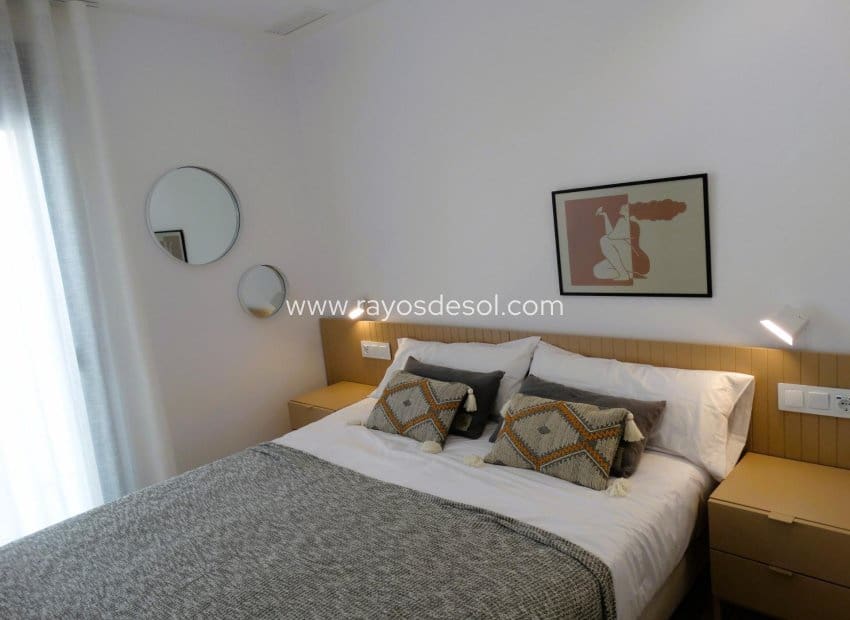 3 sypialnia Apartament na sprzedaż w Pilar de la Horadada z basenem - 295 000 € (Ref: 8973807)