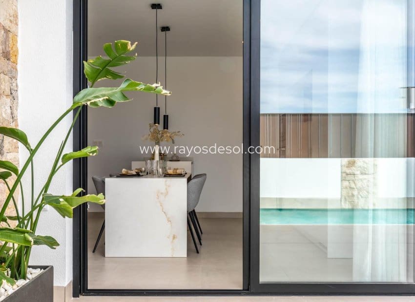 3 chambre Villa/Maison à vendre à Roldan avec piscine - 379 950 € (Ref: 8990142)